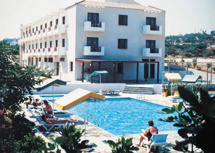 Harry's Hotel Protaras