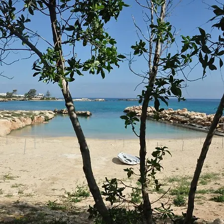 Ξενοδοχείο Harry's Πρωταράς