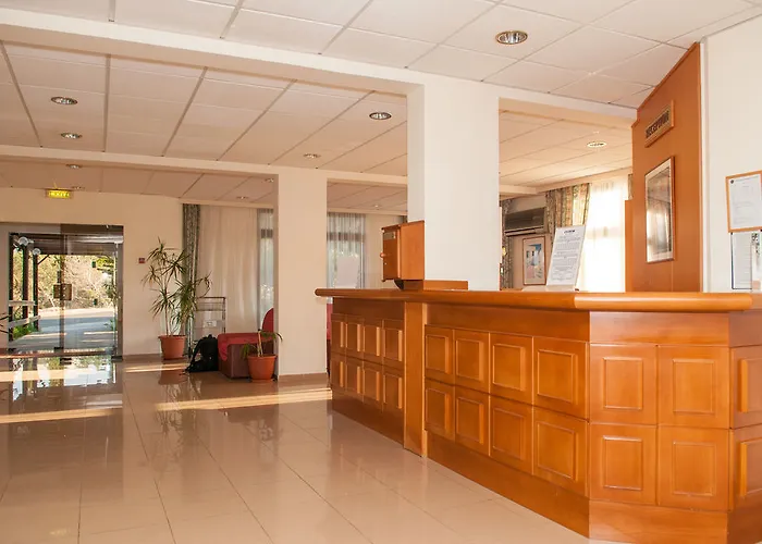 Harry's Hotel Protaras