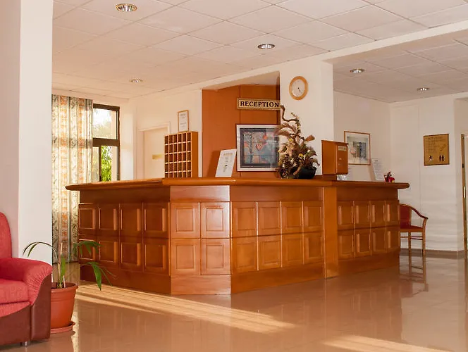Harry's 3* Protaras