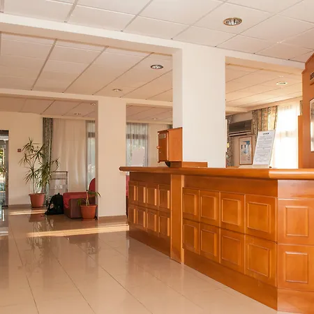 Harry's Hotel Protaras